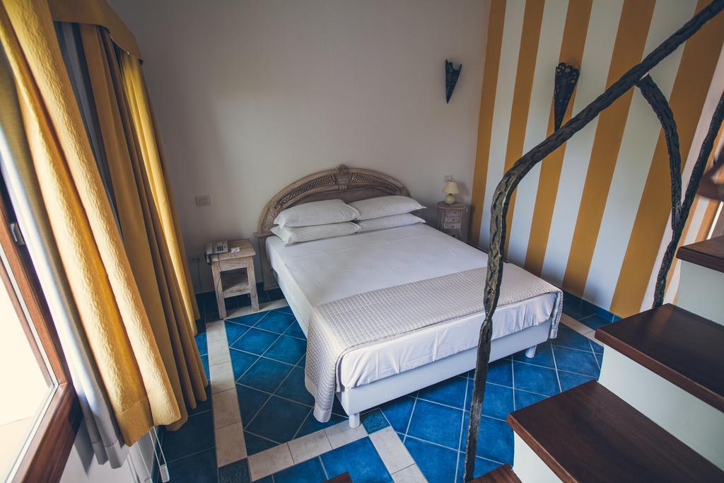 Papillo Resort Borgo Antico ซานปันตาเลโอ ภายนอก รูปภาพ