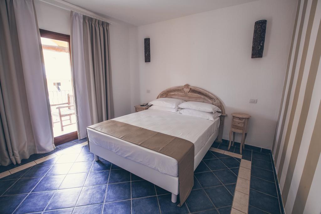 Papillo Resort Borgo Antico ซานปันตาเลโอ ภายนอก รูปภาพ