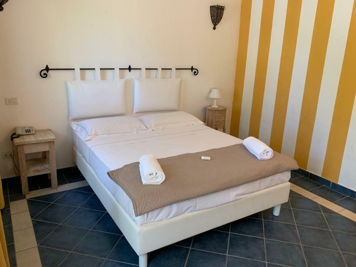 Papillo Resort Borgo Antico ซานปันตาเลโอ ภายนอก รูปภาพ